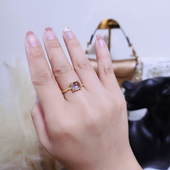 💥SOLD💥Tiffany & Co. Sugar Stack 18K Yellow Gold Paloma Picasso Blue Topaz Ring - Picture 7 of 7